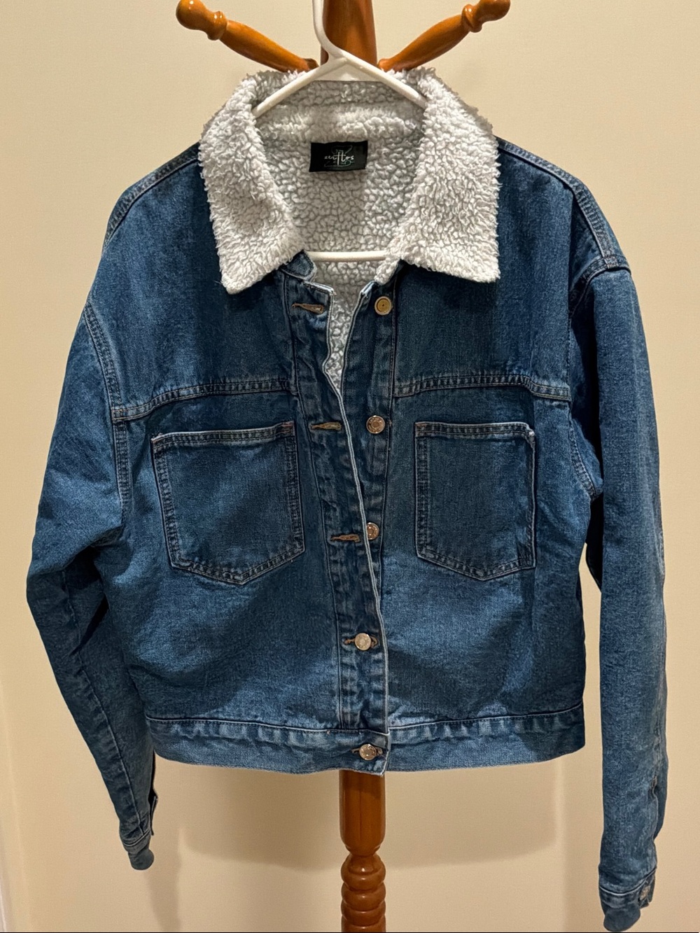 Women blue denim jacket Sherpa collar & lining size M button front closure